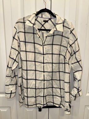 Talbots White Button-Up Shirt with Navy Windowpane